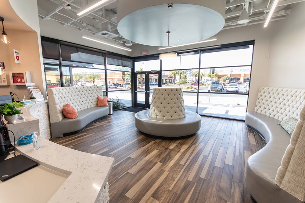 Meadows Outpatient Center Las Vegas - Photo 3