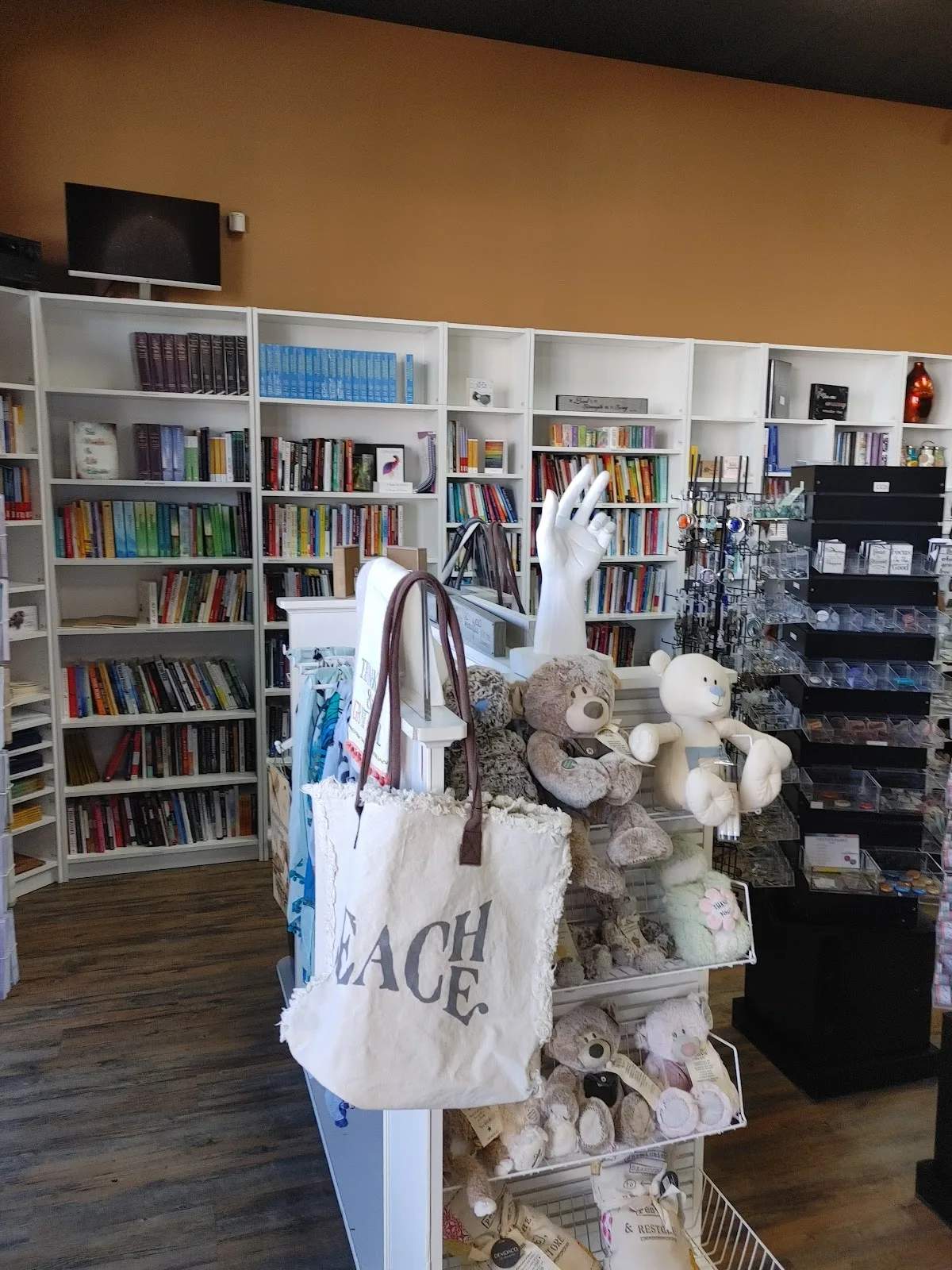 The Recovery Store - interior photo