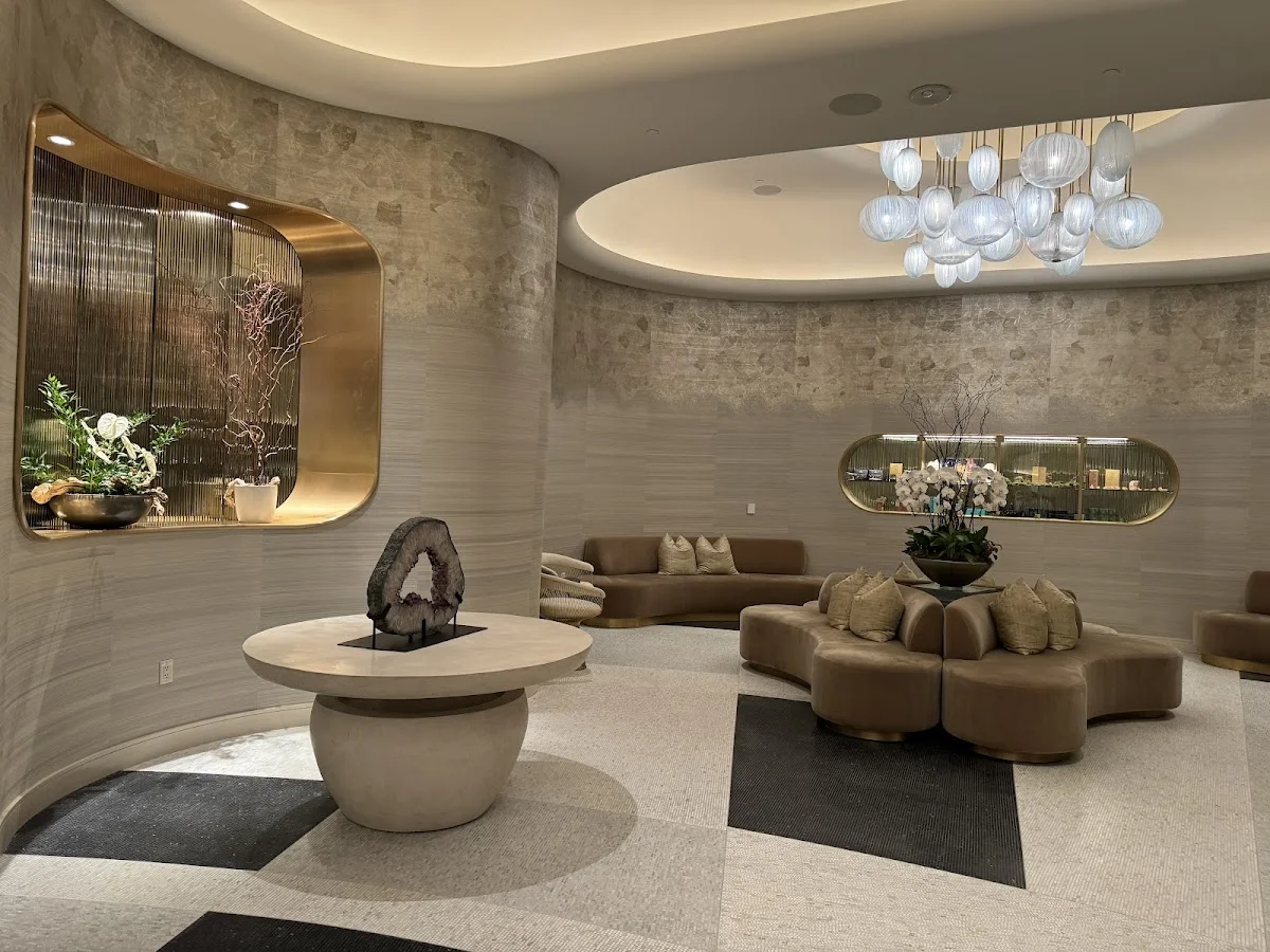 AWANA SPA AND WELLNESS - Photo 3