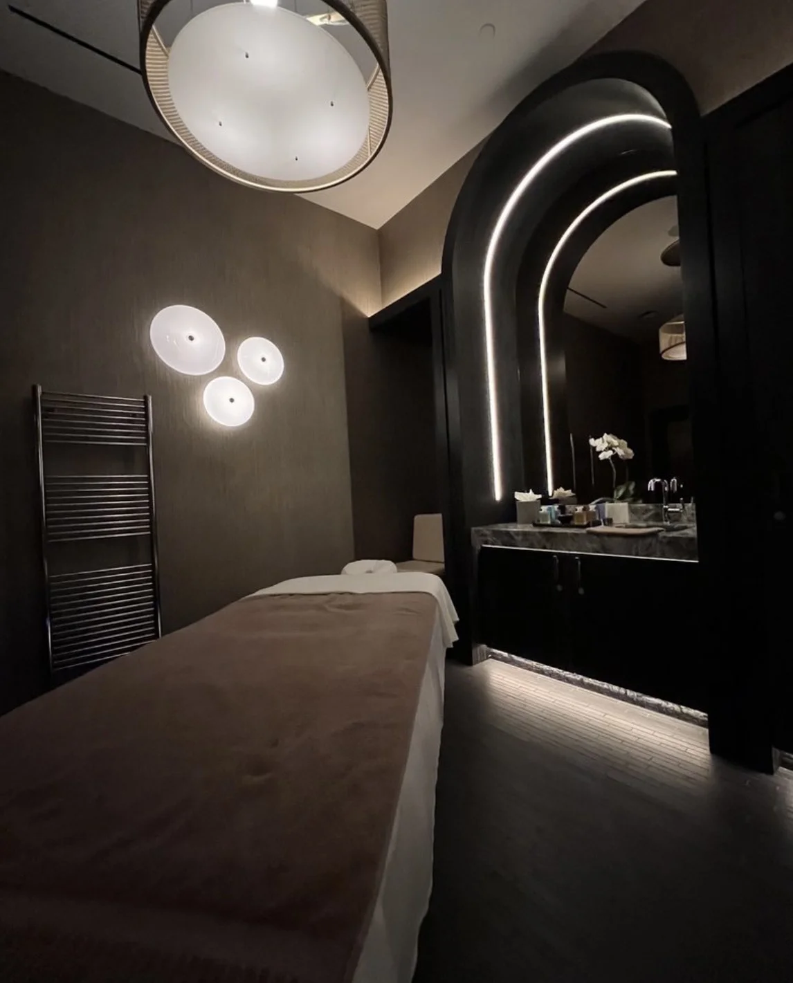 AWANA SPA AND WELLNESS - Photo 5